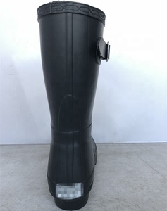 Personalizado negro <span class=keywords><strong>de</strong></span> las mujeres <span class=keywords><strong>Botas</strong></span> <span class=keywords><strong>de</strong></span> lluvia <span class=keywords><strong>de</strong></span> goma impermeable antideslizante tacones <span class=keywords><strong>botas</strong></span> media pantorrilla zapatos <span class=keywords><strong>de</strong></span> <span class=keywords><strong>agua</strong></span> zapatos <span class=keywords><strong>Botas</strong></span> <span class=keywords><strong>de</strong></span> lluvia para venta - Product Image 5