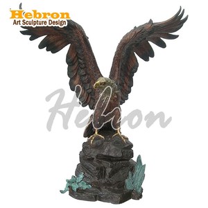Esculturas de Animales en Metal Fundido Personalizadas, Estatua de <span class=keywords><strong>Halcón</strong></span> de Cobre, Escultura de Águila en Plata de Ley para Decoración de Jardín - Product Image 4