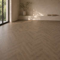 Parquet contrecollé en chêne blanc chevron CE 90x400mm, design contemporain et écologique pour salon et villa