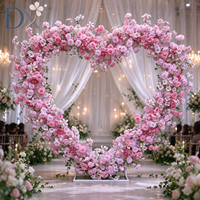 Gapura Bunga Hati Buatan Warna Pink, Dekorasi Bunga Romantis untuk Acara Pernikahan, Foto Booth