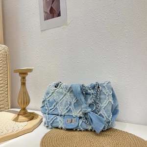 กระเป๋าผู้หญิงแบบใหม่สำหรับฤดูใบไม้ผลิและฤดูร้อนกระเป๋าผ้าเดนิมสายโซ่กระเป๋าสัมภาระสัมภาระทรงสี่เหลี่ยมขนมเปียกปูนความจุขนาดใหญ่2025เดินทางกระเป๋าสะพายข้าง - Product Image 3