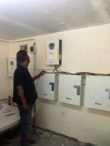 Inversor monofásico de 4kw a 12kw de salida dual Ups Batería de inversor solar híbrido con controlador de carga Mppt Inversores de bomba solar - Product Image 5