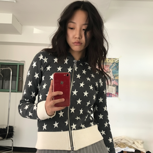 Sudadera con capucha y cremallera para mujer, estilo americano, con estampado de estrellas y bloques de color, diseño de patchwork, corte ajustado, manga larga, informal - Product Image 2