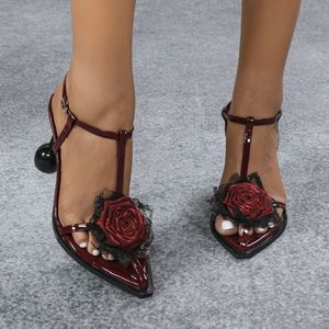 Scarpe con Tacco Uniche per Donne, Stile Estivo Rosso Vino con Fiore, Tacco Alto - Product Image 3