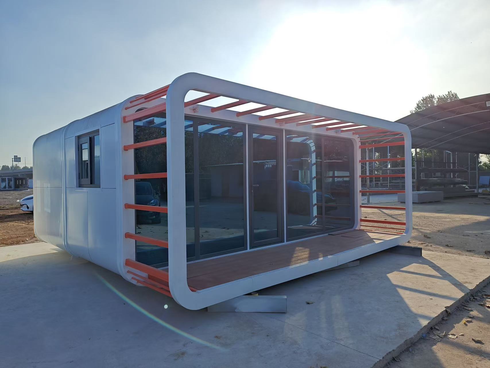 Space Capsule Luxury Prefab Container House Light Mobile Glamping Resort Hotel Portable Mobile Space Capsule Luxury House 1