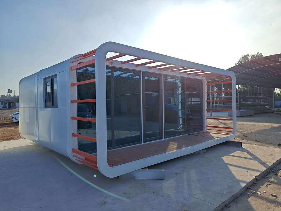 Space Capsule Luxury Prefab Container House Light Mobile Glamping Resort Hotel Portable Mobile Space Capsule Luxury House - Image 1