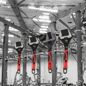 Clé à molette multifonctionnelle de haute qualité, réglage rapide, clé à molette pour tuyaux de salle de bain, acier à haute teneur en carbone, forgée, qualité industrielle, OEM - Product Image 3