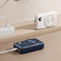 Vente chaude 15W Type C chargeur sans fil Portable à charge rapide 10000mAh batterie externe support de câbles intégré batterie LI-Polymer