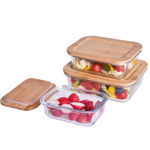 Eco-friendly borosilicate glass food storage container Glass food Container with bamboo wooden lid