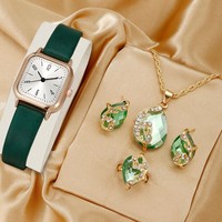 Ensemble de bijoux en promotion : collier, bracelet, bague et boucles d'oreilles