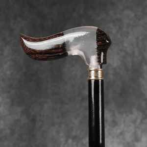 Bastón de Apoyo para Personas Mayores con Empuñadura Antideslizante y Eje Resistente, Fabricado con Resina y Madera - Product Image 3