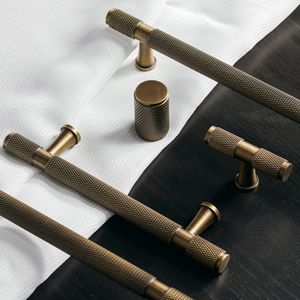 Оптовая продажа, латунная бронзовая накатанная твердая ручка, французская Европейская Современная американская ручка для шкафа, ящика - Product Image 2