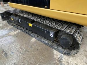 Escavatore Cingolato Usato Caterpillar Modello Cat 305.5e2 da 5-6 Tonnellate con Lama e Martello - Product Image 5