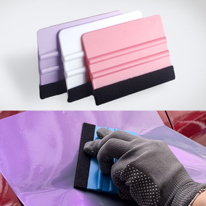 Raclette de pose de <span class=keywords><strong>film</strong></span> pour voiture en gros avec logo personnalisé, raclette en plastique avec bord en feutre pour l'installation de <span class=keywords><strong>film</strong></span> teinté sur vitres de voiture - Product Image 3