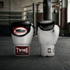 Gants de boxe de qualité supérieure à prix de gros, adaptés à l'entraînement et au sparring, avec fermeture auto-agrippante, gants de kickboxing professionnels. - Product Image 1