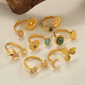 Damenring im französischen Vintage-Stil, vergoldeter Edelstahl, offener Ring im europäisch-amerikanischen Stil, vielseitiges Band mit bunten Einlagen - Product Image 3