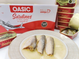 <span class=keywords><strong>Sardines</strong></span> fraîches <span class=keywords><strong>en</strong></span> conserve de haute qualité, nouveau type de <span class=keywords><strong>sardines</strong></span> dans l'huile végétale - Product Image 1