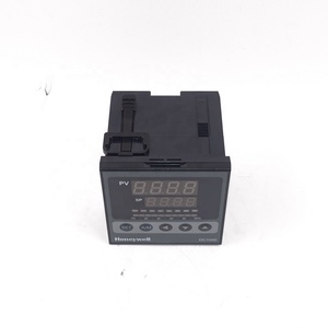 Contrôleurs numériques polyvalents Honeywell DC1040CR-301110-E, pour brûleur de chaudière - Product Image 2