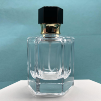 Flacon de parfum en verre de luxe, bouchon hexagonal noir, flacon vide pour parfum, impression personnalisée, vente en gros pour l'emballage de parfums pour hommes
