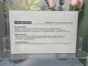 Suero Facial con Ácido Hialurónico AQUA OEM, Péptidos Hidratantes, Elimina el Acné, Vitamina C Verde, Solución Reparadora de Piel con Baba de Caracol - Product Image 4
