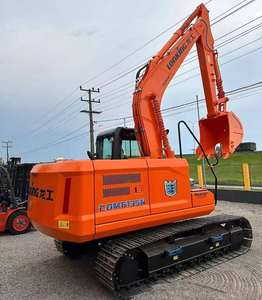 Excavatrice à chenilles haute performance CDM6135N de 13,5 tonnes à faible coût avec hydraulique importée - Product Image 3