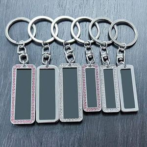 Porte-clés de voiture en métal en gros avec logos gravés au laser personnalisables. Porte-clés de plaque d'immatriculation les plus vendus. - Product Image 3