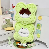Porte-clés en peluche personnalisé à quatre feuilles, porte-monnaie, pendentif de sac porte-bonheur chat mignon, jouet en peluche vert, cadeau, vente en gros, OEM personnalisé