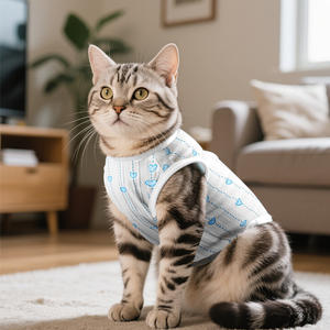 أحدث مصنع في الصين ملابس الحيوانات الأليفة القطنية الناعمة نمط حديث مطبوع بالأزهار للقطط النسائية بالجملة - Product Image 3