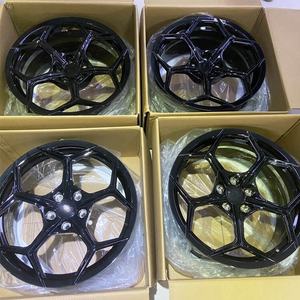 Rines Forjados de 18~22 Pulgadas para Automóviles, Compatibles con Cadillac ATS-L, CT4, CT5, CT6, XT5, XT6 - Product Image 5