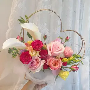 Cesta de flores de metal caña galvanizado amor forma redonda canasta de mano de flor geométrica Flor de material cesta colgante