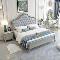 Ensemble de meubles de chambre à coucher de luxe français, style palais antique, bois massif sculpté, lit double en cuir de 1,8 m