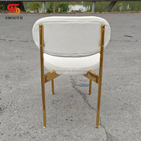 Chaises de banquet ovales en métal doré empilables de haute qualité, modernes et élégantes pour les mariages en plein air