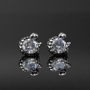 Pendientes de serpiente con cierre de rosca para hombre, estilo punk gótico, con diseño de tapones redondos y túnel para la oreja - Product Image 5