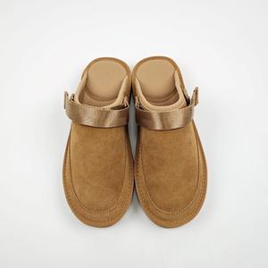 Sandales plates en cuir véritable pour femmes, style à bout fermé par UGGs, grandes tailles disponibles, modèle décontracté pour l'extérieur - Product Image 5