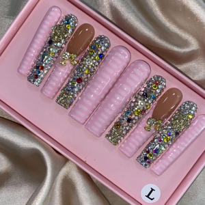 <span class=keywords><strong>Uñas</strong></span> Postizas <span class=keywords><strong>de</strong></span> <span class=keywords><strong>Navidad</strong></span> con Diseño <span class=keywords><strong>de</strong></span> Moda, Personalizadas, Ovaladas Medianas, Francesas Negras con Mariposas Blancas, <span class=keywords><strong>Uñas</strong></span> Acrílicas ABS - Product Image 2