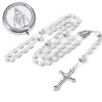 Collier de prière en perles de verre imitation perle avec croix de la Sainte Mère, fait main, pour baptême, avec boîte