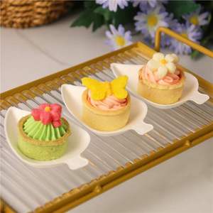 Assiettes miniatures biodégradables jetables en forme de feuille, personnalisables, parfaites pour les réunions, les fêtes, les mariages et les événements. - Product Image 5