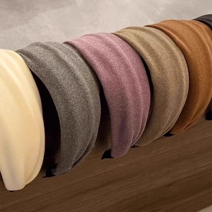 Diadema retro de otoño-invierno de ala ancha hecha <span class=keywords><strong>a</strong></span> mano negra para mujer, nueva colección 2025, para lavado facial, pinza para el pelo, diadema de moda de alta gama estilo occidental - Product Image 5