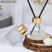 Décoration d'intérieur, diffuseur d'arômes en verre carré de luxe personnalisé, 50 ml, ensemble de diffuseur d'arômes avec boîte, bouteille de diffuseur vide avec couvercle en bois noir
