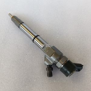 Hochwertige Dieselmotor-Ersatzteile Kraftstoffeinspritzdüse 0445110552 - Product Image 4