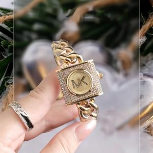 Bajo Moq personalizado su logotipo impermeable aleación silicona Correa hombres cuarzo cronógrafo hombres muñeca lujo regalo Relojes - Product Image 4