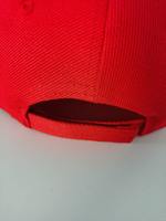 Casquette de baseball unisexe en coton lavé à six panneaux avec visière blanche, personnalisable avec logo principal