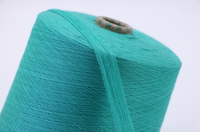 Fil mélangé acrylique-coton 55% Acrylique 45% Technologie filée de couleur pour une teinture uniforme Anti-boulochage et respirant