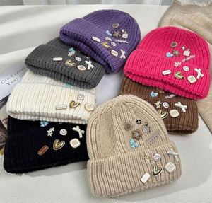 Gorros de Punto con Cristales de Moda al por Mayor, Gorros de Invierno de Lujo con Pedrería para Mujer, Gorros Tipo Beanie - Product Image 2