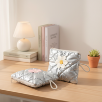 Tas kosmetik Mini portabel lucu personalisasi kantung penyimpanan lembut perak Puffy dengan ritsleting terbuat dari poliester tahan lama