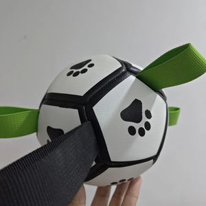 Nuevo Juguete Interactivo de Fútbol para Perros, Pelota de Entrenamiento Resistente para Cachorros con Campana Integrada, Suministros Ecológicos para Mascotas - Product Image 3