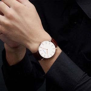 Montre-bracelet pour homme Hannah Martin 3690, élégante, marron, bracelet en cuir PU, étanche, affichage analogique, simple, pour affaires - Product Image 5