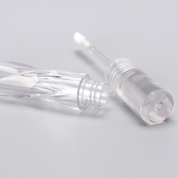 OMI Personnalisé Moderne 3.5ml Récipient de Brillant à Lèvres Recyclable Unique Vide Tubes en Plastique Transparent Bouteille de Brillant à Lèvres Moderne