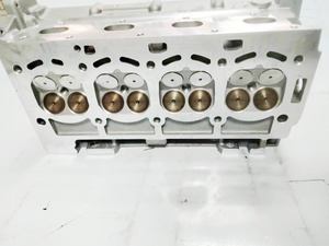 Nouvelle culasse de moteur en fonte pour VW EA111 1.6L 16V Lavida Polo Golf et Octavia 8 trous 2008-2015, référence OE 03C103351D, fabriquée en Chine - Product Image 2