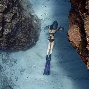 สกูตเตอร์ใต้น้ำแบบมือถือพร้อมใบพัดพีวีซี อุปกรณ์ช่วยดำน้ำและว่ายน้ำใต้น้ำ - Product Image 5